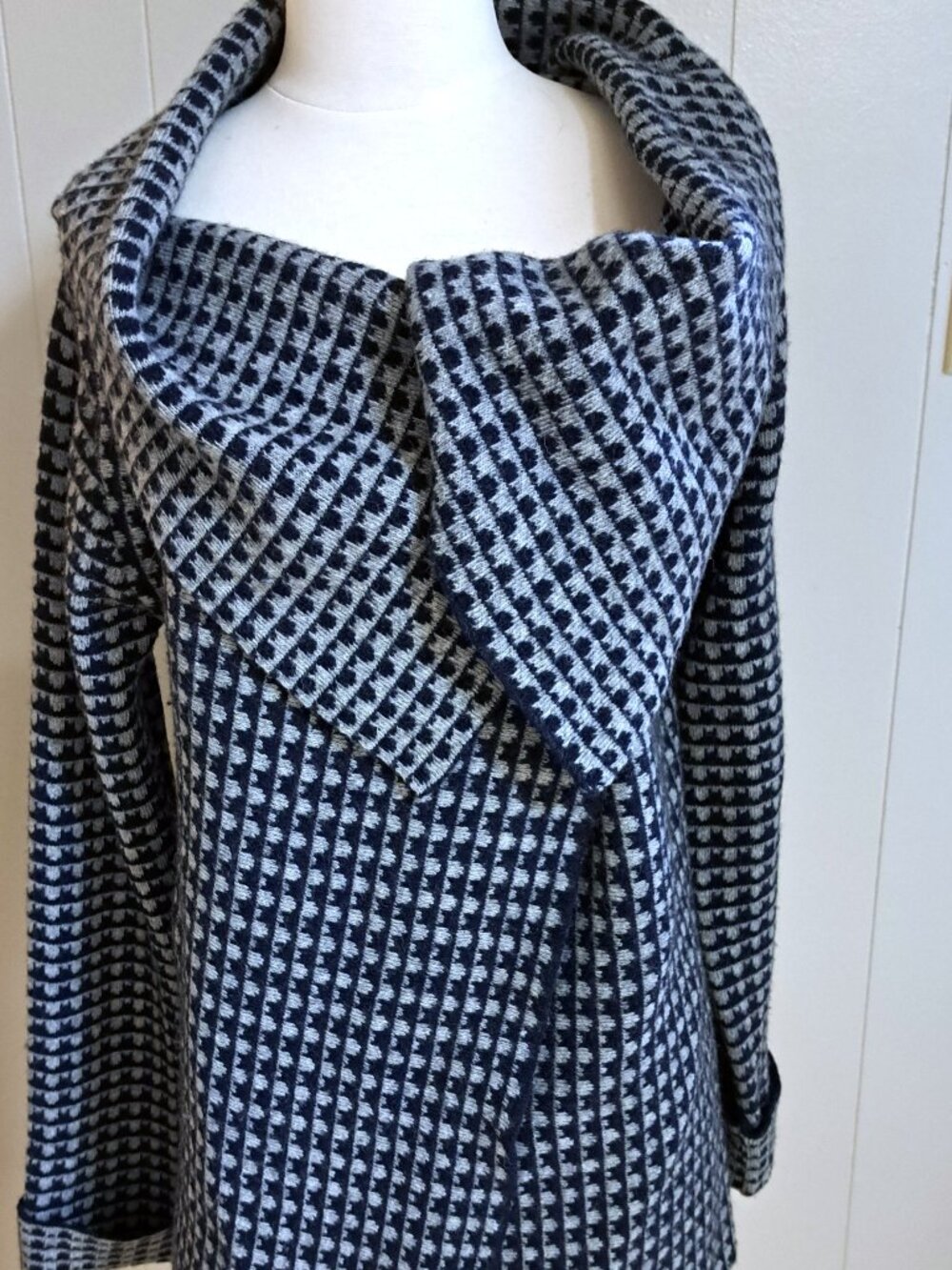 A ,IDA BLUE GREY LADIES SWEATER COAT CARDIGAN BUTTON WRAP FRONT SIZE M